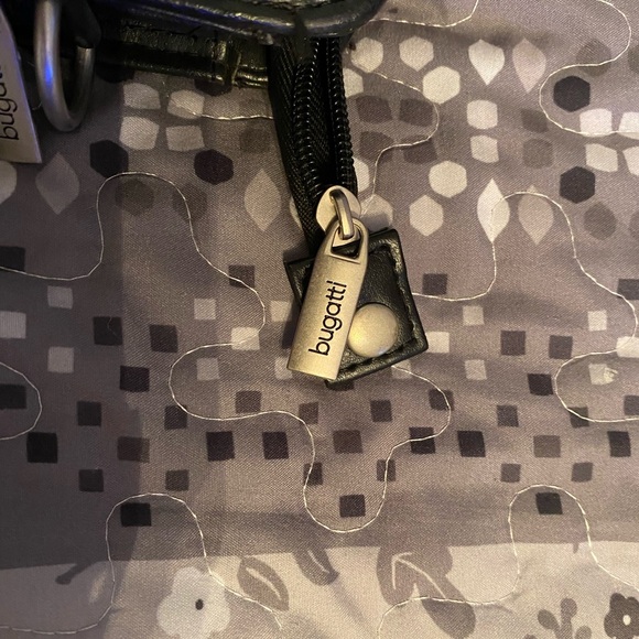 Bugatti Briefcase - Picture 6 of 7